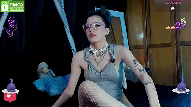 Bluedarkelf888 online show from January 7, 2026, 12:15 am