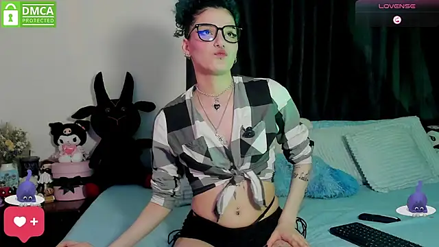 Bluedarkelf888 online show from December 2, 2025, 10:11 pm