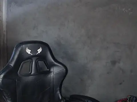 RowyCam online show from November 26, 2025, 6:46 am