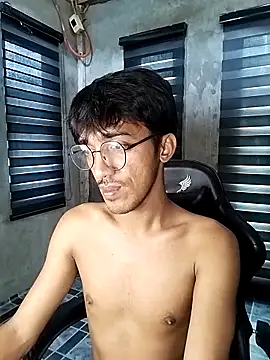 RowyCam online show from February 6, 2026, 4:52 am