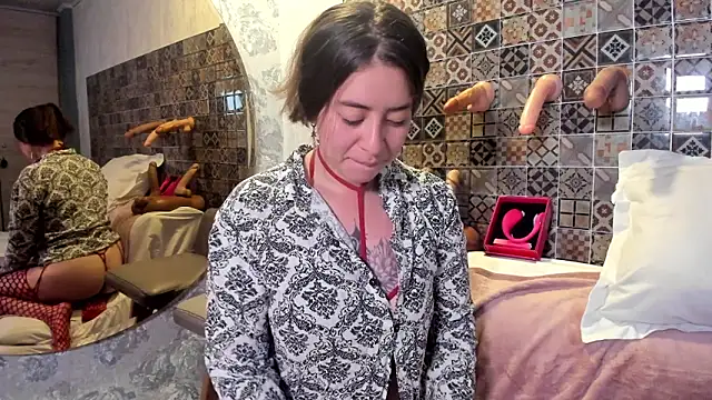 Keyla ruiz  online show from April 4, 2026, 11:39 am