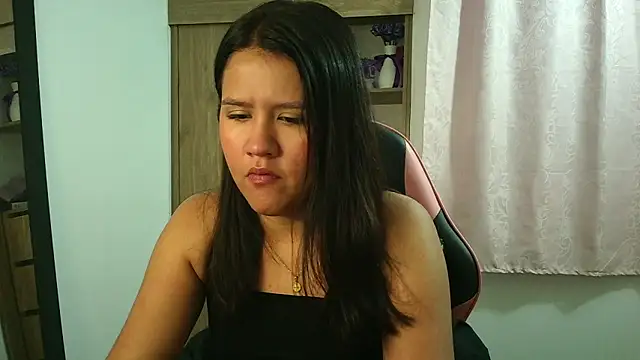 Oliviawatson1 online show from January 11, 2026, 12:56 pm