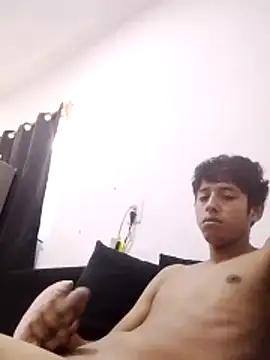 Eduardo 20cm online show from May 24, 2026, 3:12 pm