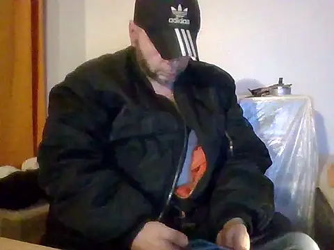 Snapshot of SmokedAlloy2 chatting on February 10, 2026, 9:36 pm SmokedAlloy2 online show from February 10, 2026, 9:36 pm