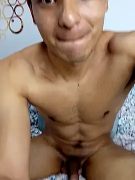 Snapshot of Valois2025 chatting on November 16, 2025, 11:30 pm Valois2025 online show from November 16, 2025, 11:30 pm