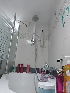 Alisasexxh online show from June 29, 2026, 3:57 am