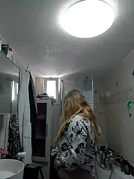 Alisasexxh online show from March 3, 2026, 8:54 am