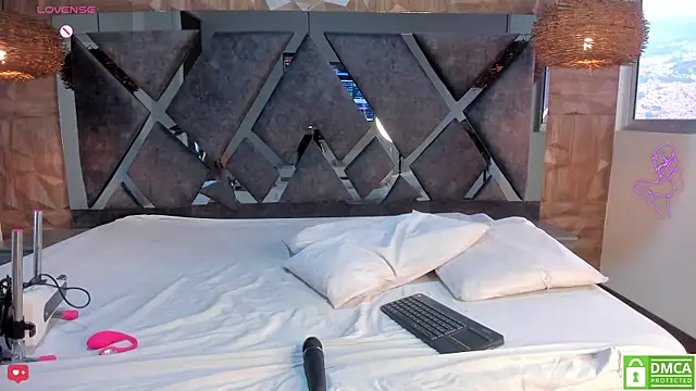 Snapshot of Selene__Lopez_ chatting on February 10, 2026, 8:19 pm Selene Lopez online show from February 10, 2026, 8:19 pm