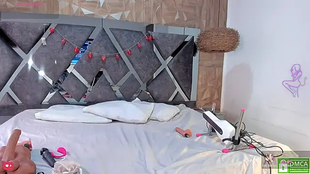 Snapshot of Selene__Lopez_ chatting on February 24, 2026, 7:48 pm Selene Lopez online show from February 24, 2026, 7:48 pm