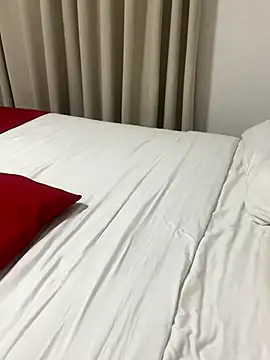 Snapshot of ieat_monsters chatting on November 9, 2025, 12:09 pm ieat monsters online show from November 9, 2025, 12:09 pm