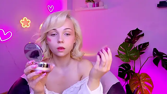 Charlotte Colinss online show from March 15, 2026, 4:30 am