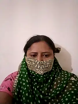 Sexey-Rani online show from October 8, 2025, 3:19 am