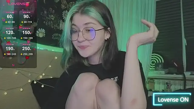 Miko Meow online show from April 6, 2026, 6:42 pm