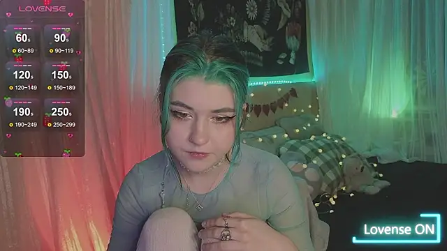 Snapshot of Miko_Meow chatting on February 21, 2026, 6:32 pm Miko Meow online show from February 21, 2026, 6:32 pm