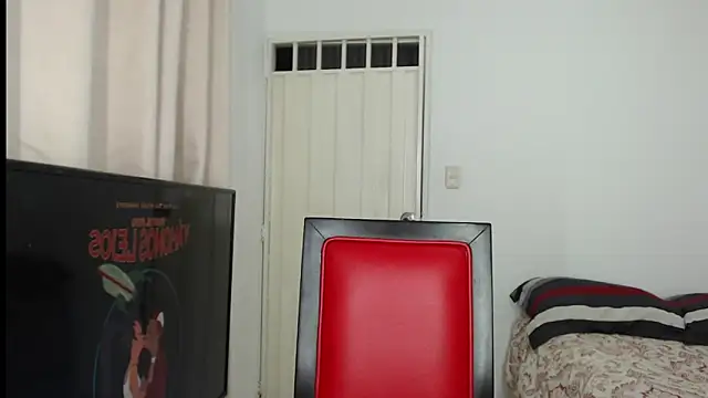 Alex mojica online show from September 13, 2025, 5:07 am