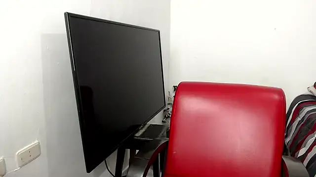 Alex mojica online show from January 19, 2026, 12:58 am