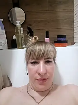 babyjessi online show from February 15, 2026, 10:36 am