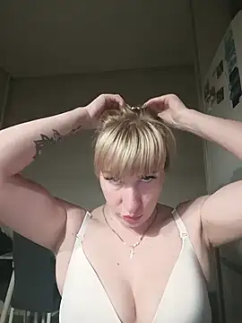 babyjessi online show from July 13, 2026, 8:19 pm