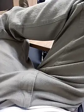 cherlebrow online show from January 13, 2026, 4:55 pm