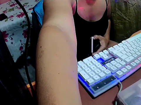 FlowerSexy online show from February 8, 2026, 10:02 am