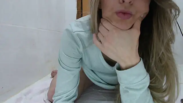 SweetGraciosa online show from September 27, 2025, 3:34 am