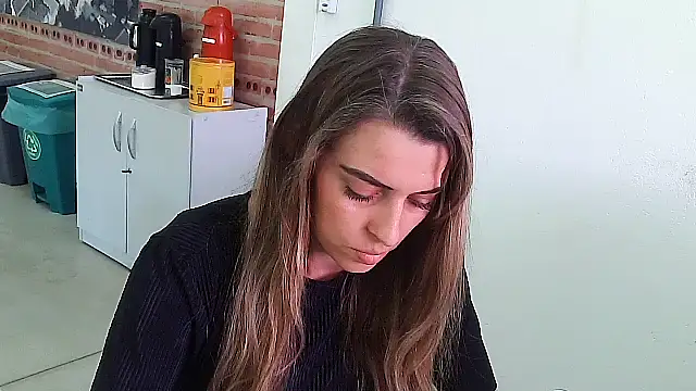 SweetGraciosa online show from September 19, 2025, 6:01 pm