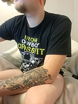 matty244 online show from October 31, 2025, 5:09 pm