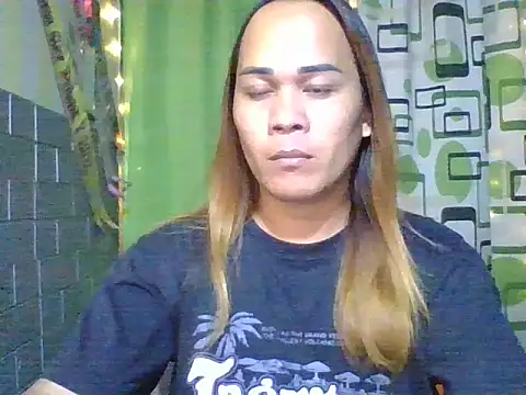 urdreamgirljacky online show from February 9, 2026, 2:37 pm