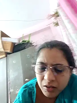 Snapshot of thanusi_2 chatting on September 29, 2025, 4:23 pm thanusi 2 online show from September 29, 2025, 4:23 pm