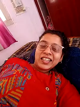 Snapshot of thanusi_2 chatting on November 3, 2025, 6:51 am thanusi 2 online show from November 3, 2025, 6:51 am