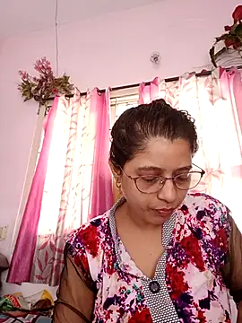 Snapshot of thanusi_2 chatting on October 22, 2025, 6:13 am thanusi 2 online show from October 22, 2025, 6:13 am