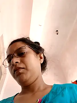 Snapshot of thanusi_2 chatting on September 30, 2025, 5:13 am thanusi 2 online show from September 30, 2025, 5:13 am