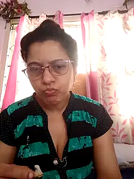 Snapshot of thanusi_2 chatting on September 10, 2025, 4:33 am thanusi 2 online show from September 10, 2025, 4:33 am