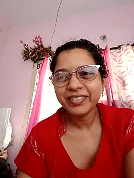 Snapshot of thanusi_2 chatting on September 13, 2025, 6:24 am thanusi 2 online show from September 13, 2025, 6:24 am