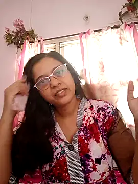 Snapshot of thanusi_2 chatting on October 10, 2025, 6:14 am thanusi 2 online show from October 10, 2025, 6:14 am