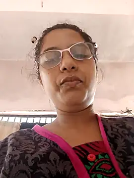 Snapshot of thanusi_2 chatting on October 7, 2025, 6:36 am thanusi 2 online show from October 7, 2025, 6:36 am