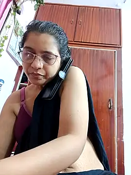 Snapshot of thanusi_2 chatting on October 14, 2025, 4:18 pm thanusi 2 online show from October 14, 2025, 4:18 pm