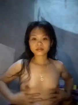 LinhNa999 online show from October 26, 2025, 12:16 pm