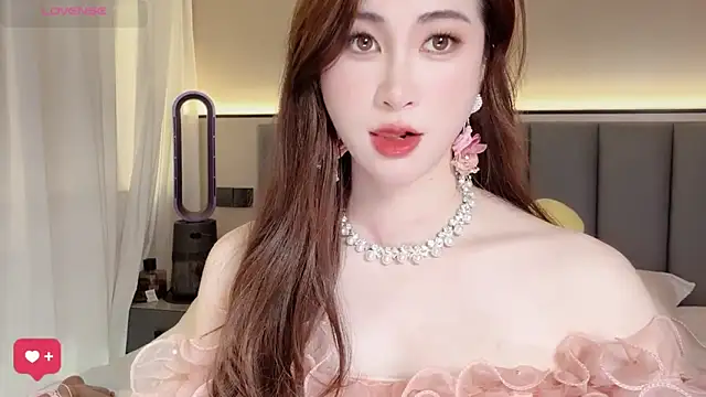 wuyueaini online show from May 10, 2026, 6:39 am