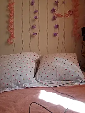 Mila Luciphya online show from April 11, 2026, 11:36 am