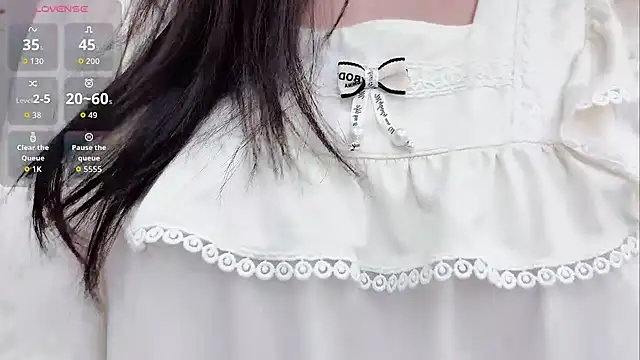 Snapshot of shishi_baby chatting on March 4, 2026, 2:41 am shishi baby online show from March 4, 2026, 2:41 am