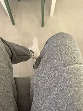 Manu97k online show from March 17, 2026, 4:21 pm