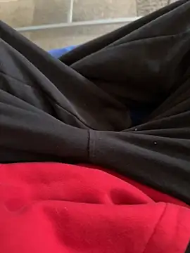 Manu97k online show from October 27, 2025, 8:26 am