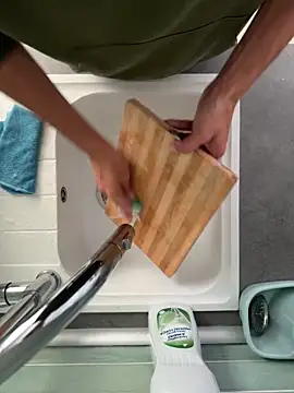 Manu97k online show from March 15, 2026, 12:23 pm