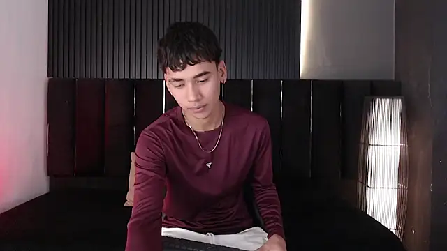 Snapshot of Dominic_ghost chatting on February 10, 2026, 1:04 am Dominic ghost online show from February 10, 2026, 1:04 am