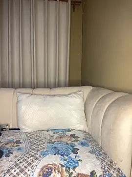 Snapshot of TinaFavourite chatting on October 5, 2025, 5:03 pm TinaFavourite online show from October 5, 2025, 5:03 pm