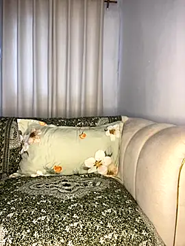 Snapshot of TinaFavourite chatting on October 18, 2025, 9:11 am TinaFavourite online show from October 18, 2025, 9:11 am