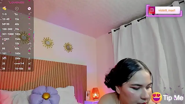 violett mae online show from April 1, 2026, 12:02 am