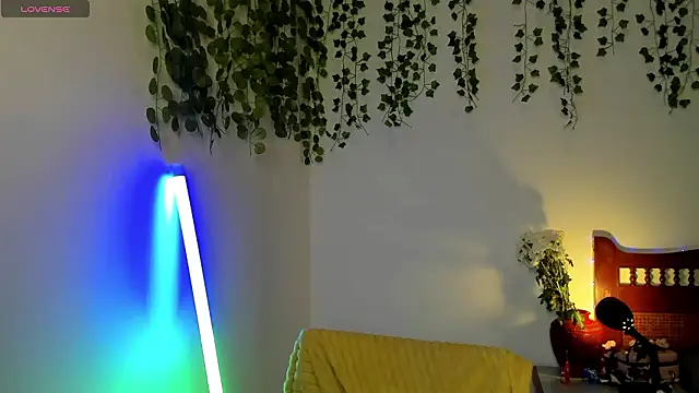 Ariana Spring online show from February 8, 2026, 2:04 pm