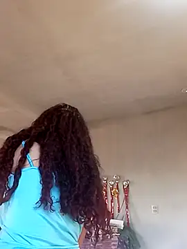 Snapshot of Daila_Lucia chatting on February 20, 2026, 1:24 pm Daila Lucia online show from February 20, 2026, 1:24 pm